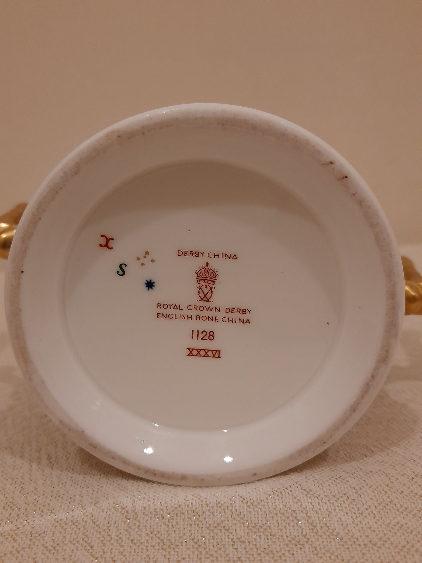 Royal Crown Derby 'Loving Cup' Old Imari 1128 Pattern 1st Quality (XXXVI)