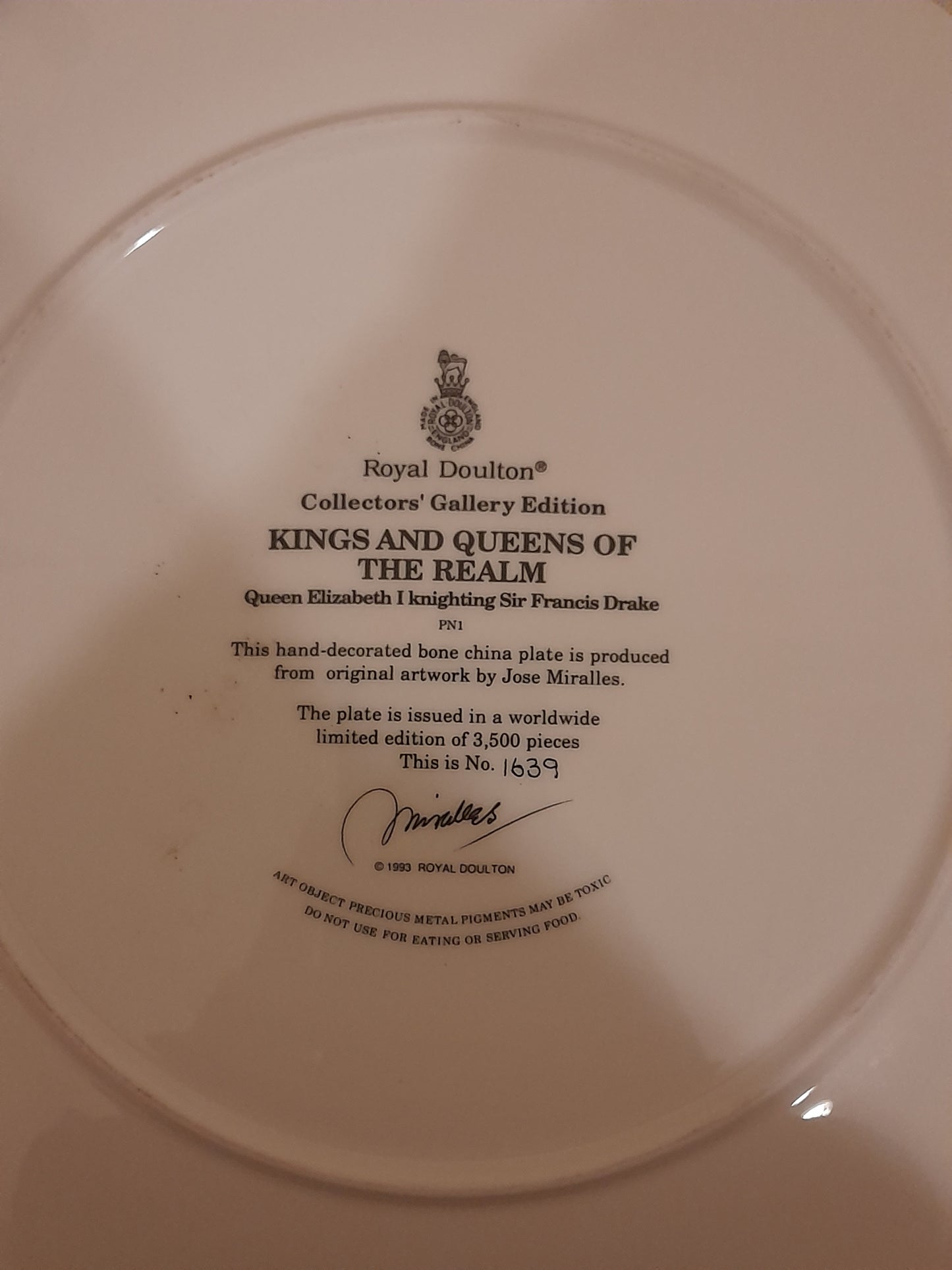 Royal Doulton Queen Elizabeth I Knighting Sir Francis Drake - Ltd Edition + Certificate