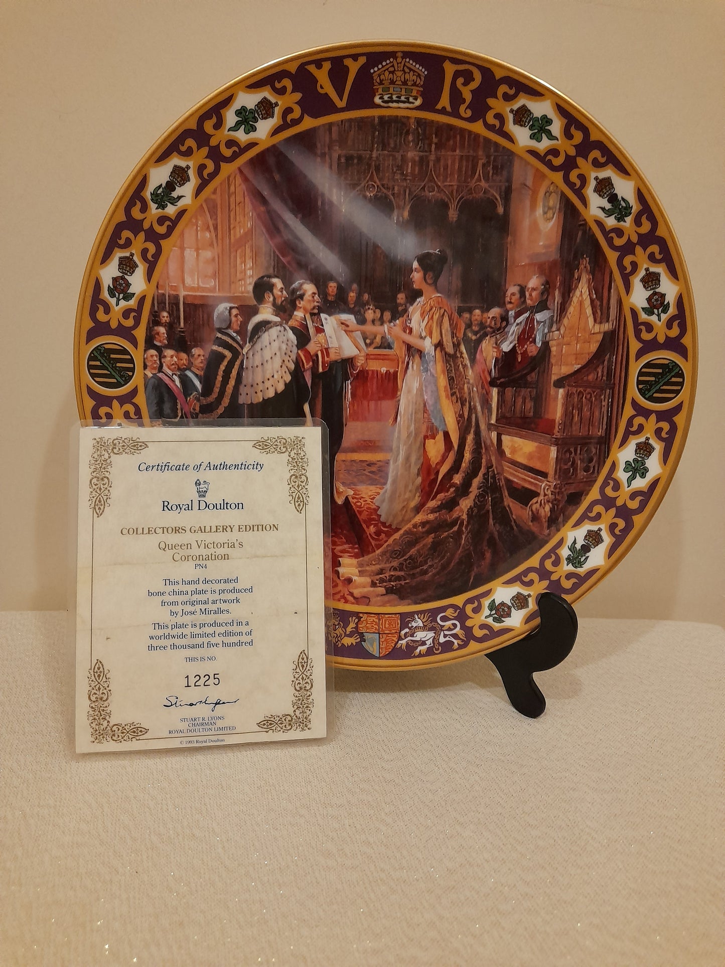 Royal Doulton Queen Victoria Coronation - Limited Edition Plate + Cert