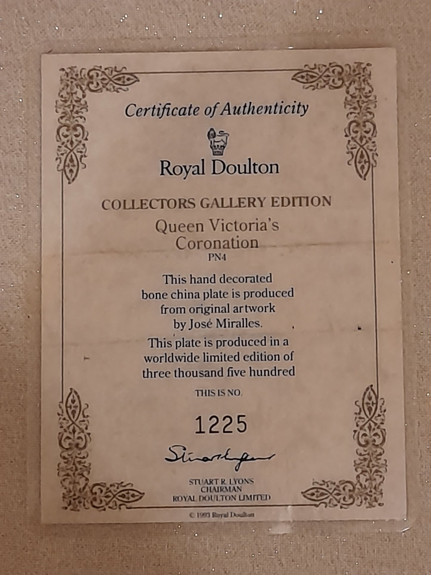 Royal Doulton Queen Victoria Coronation - Limited Edition Plate + Cert