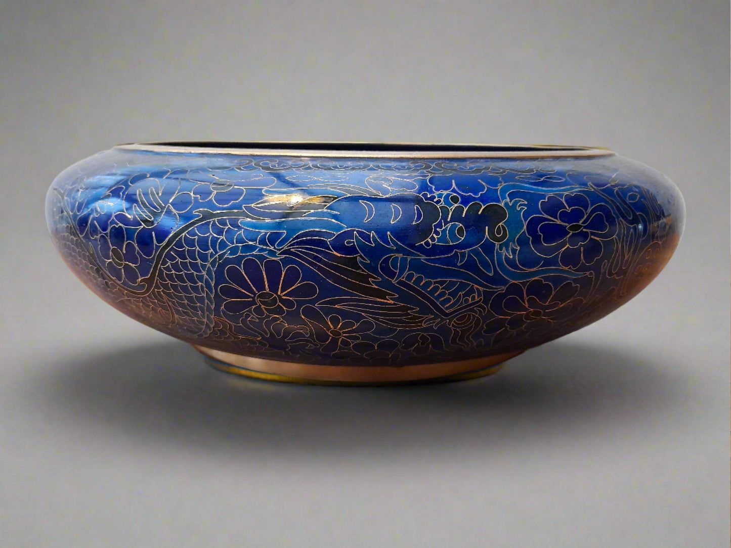 Stunning Large Chinese Cloisonné Dragon Bowl - Blue